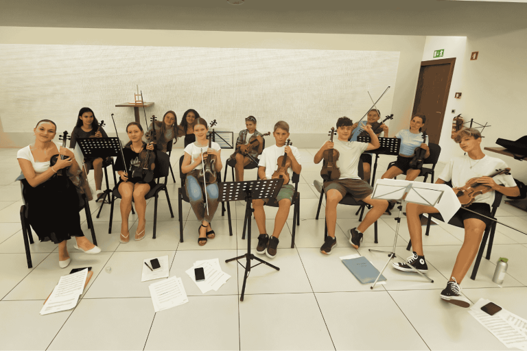 Brezplačna spletna psihološka pomoč za mlade glasbenike